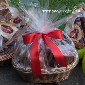 karacsony-ajandekcsomag