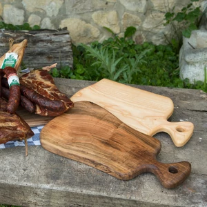 kézi készítésű egyedi vágódeszka